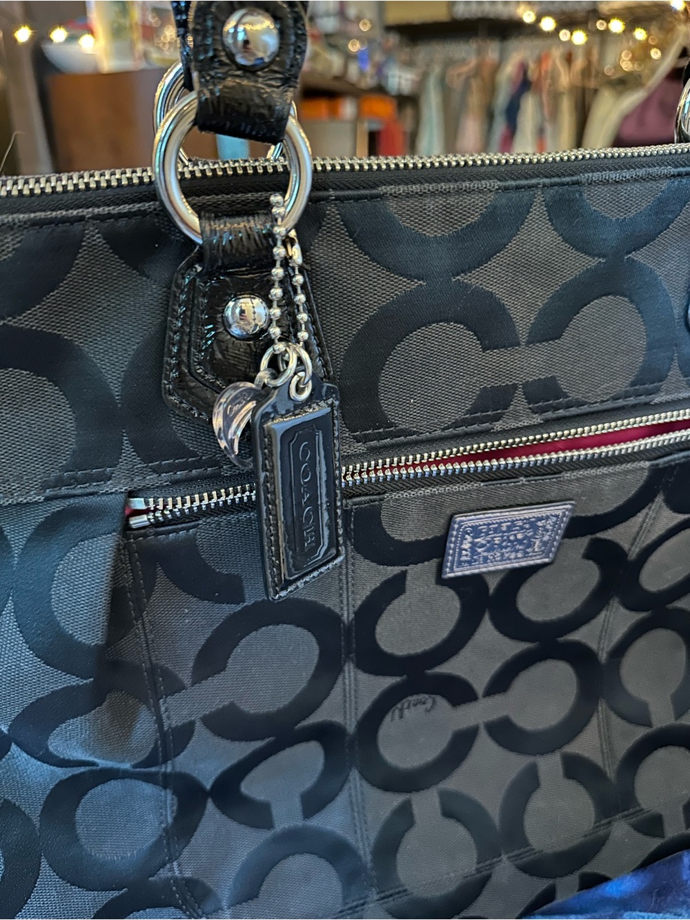 Coach Black Signature Glam 'C' Tote with Front Zip Pocket and hangtags - Picture 6 of 8